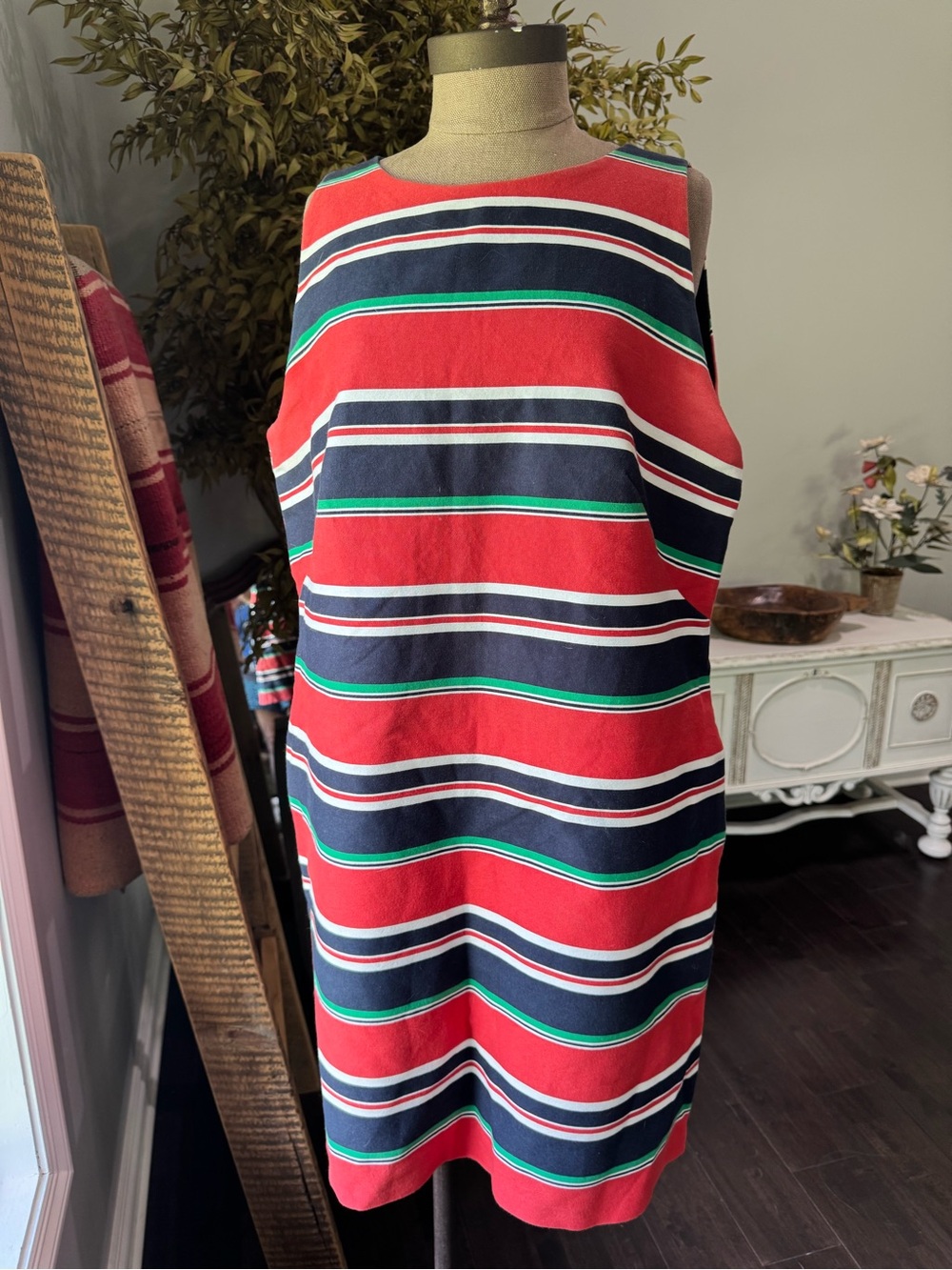 Brooks Brothers Sleeveless Striped Shift Dress in Red, Navy & Green size 16